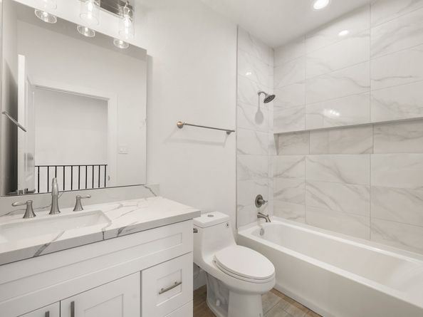 4110 Ward St, Houston TX 77021