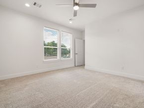 4110 Ward St, Houston TX 77021