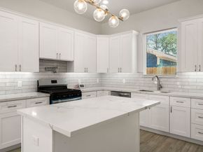 4110 Ward St, Houston TX 77021