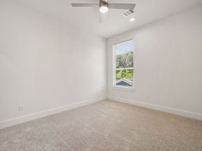 4110 Ward St, Houston TX 77021