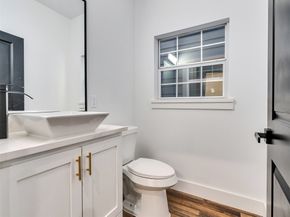 237 Hahlo Street, Houston TX 77020