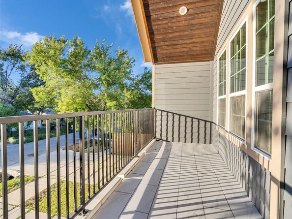 237 Hahlo Street, Houston TX 77020