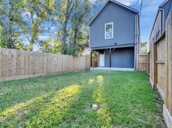 237 Hahlo Street, Houston TX 77020