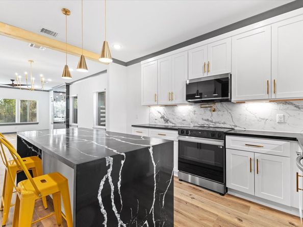 7949 Attwater Street, Houston TX 77028