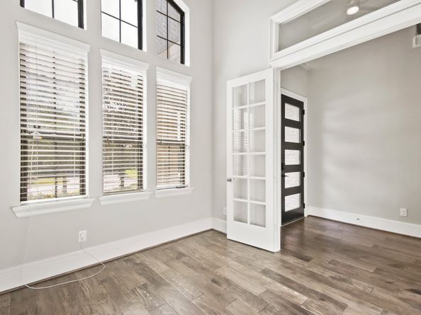 14 Trailing Lantana Place, The Woodlands TX 77354