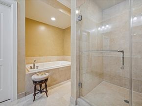 511 S Post Oak Lane 3D, Houston TX 77056