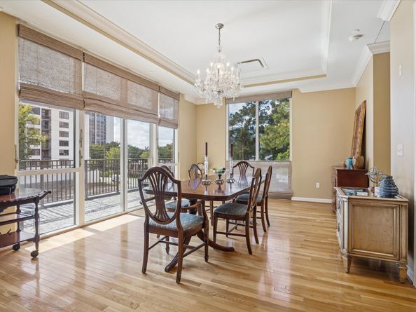 511 S Post Oak Lane 3D, Houston TX 77056