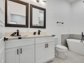 6014 Grace Lane A/B, Houston TX 77021