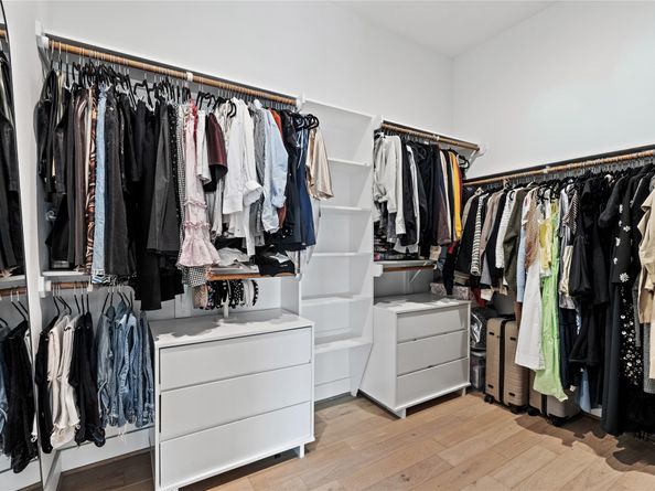 2313 Sherwin Street, Houston TX 77007