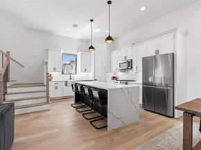 2313 Sherwin Street, Houston TX 77007