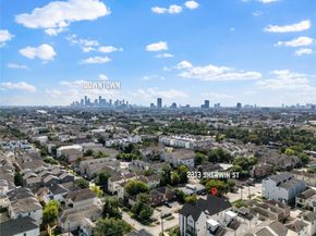2313 Sherwin Street, Houston TX 77007