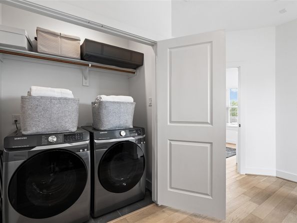 2313 Sherwin Street, Houston TX 77007