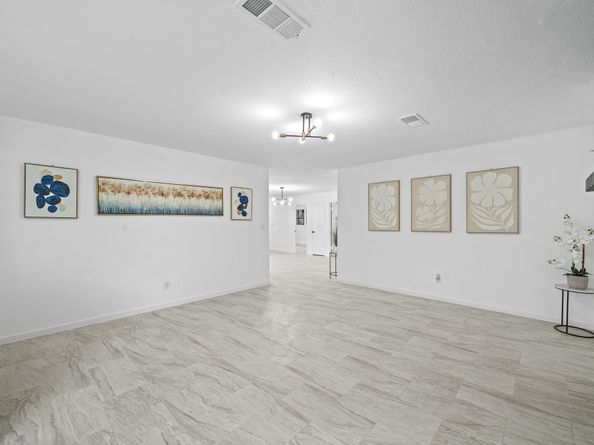 15415 W Hampton Circle, Houston TX 77071