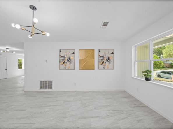 15415 W Hampton Circle, Houston TX 77071