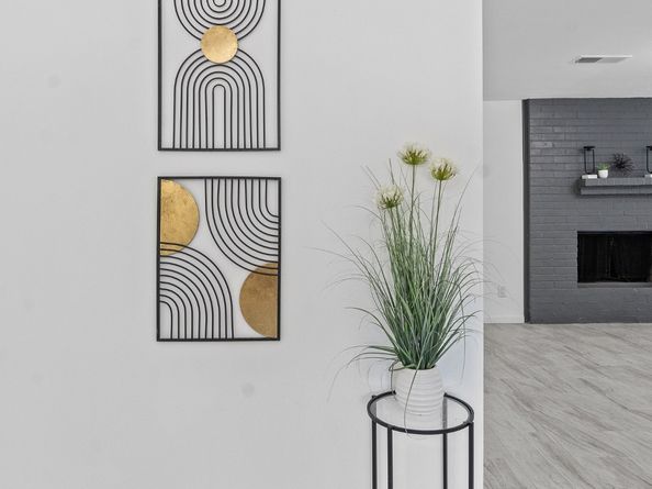 15415 W Hampton Circle, Houston TX 77071