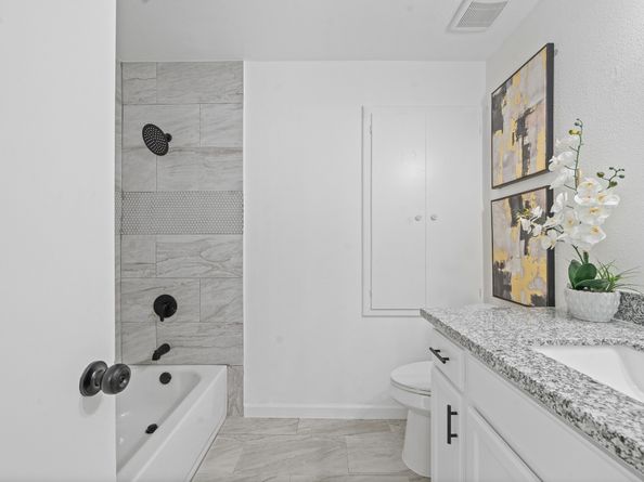 15415 W Hampton Circle, Houston TX 77071