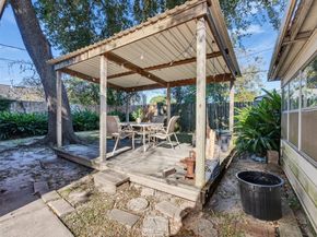 231 San Fernando Drive, Houston TX 77060