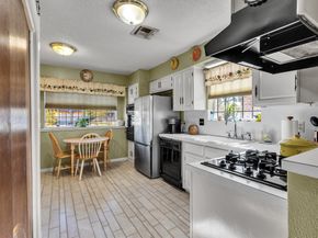 231 San Fernando Drive, Houston TX 77060