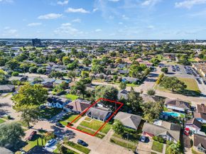 231 San Fernando Drive, Houston TX 77060