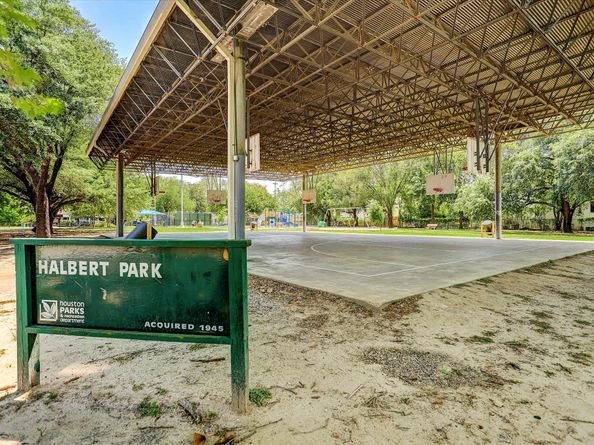 1847 Cortlandt Street, Houston TX 77008