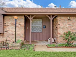 10207 Rambling Trail, Houston TX 77089