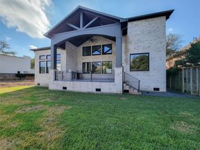 4026 Underwood Street, Houston TX 77025