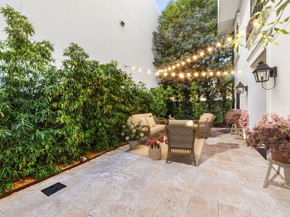 1723 Sunset Boulevard, Houston TX 77005