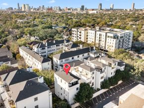 1723 Sunset Boulevard, Houston TX 77005