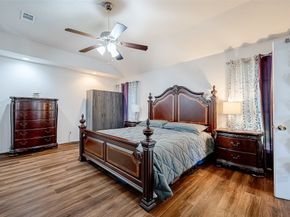 8618 Scenic Green Drive, Houston TX 77088