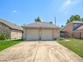 8618 Scenic Green Drive, Houston TX 77088