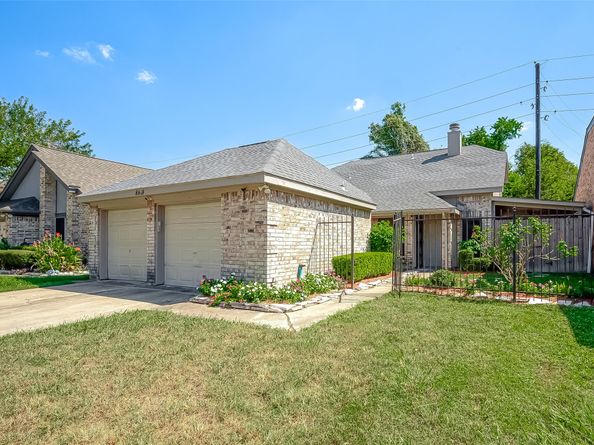 8618 Scenic Green Drive, Houston TX 77088