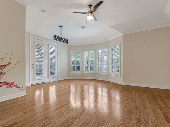 1119 Walden Hill Court, Houston TX 77077