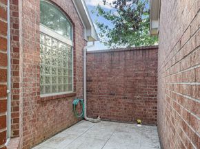 1119 Walden Hill Court, Houston TX 77077