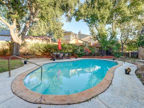 12007 Lakeway Court, Houston TX 77071