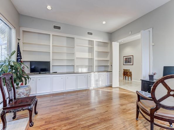 12007 Lakeway Court, Houston TX 77071