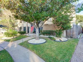 12007 Lakeway Court, Houston TX 77071