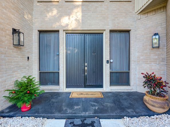 12007 Lakeway Court, Houston TX 77071