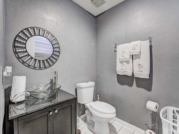 12007 Lakeway Court, Houston TX 77071