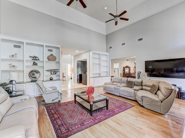 12007 Lakeway Court, Houston TX 77071