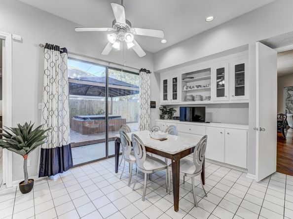 12007 Lakeway Court, Houston TX 77071