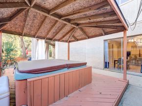 12007 Lakeway Court, Houston TX 77071