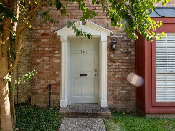 8486 Ariel Street, Houston TX 77074