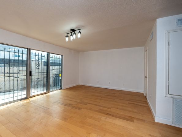 8486 Ariel Street, Houston TX 77074