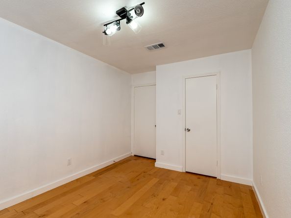 8486 Ariel Street, Houston TX 77074