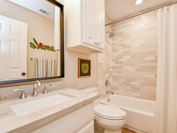 4309 Lake Walk Court, Missouri City TX 77459