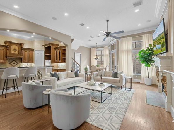 5411 Leopold Dr, Houston TX 77021