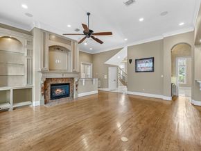 5411 Leopold Dr, Houston TX 77021