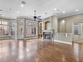 5411 Leopold Dr, Houston TX 77021