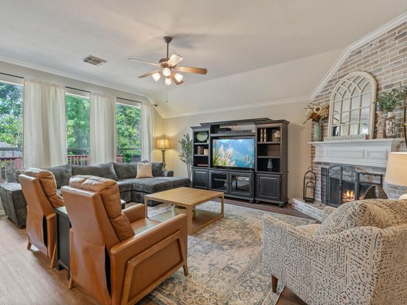 2504 N Yorkchase Lane, Conroe TX 77304