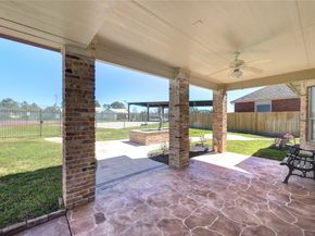 19230 Canyon Bay Drive, Tomball TX 77377